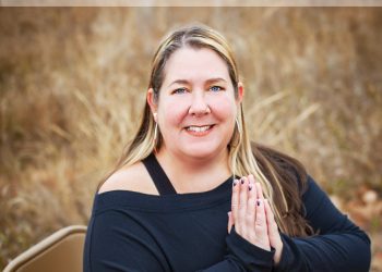 Book Review: The Chair Yoga Pocket Guide by Amy Zellmer